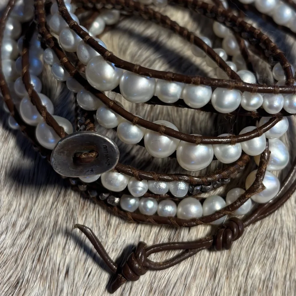 Chan Luu Silver Natural Pearl Wrap Bracelet with Silver Beads - Picture 5 of 6